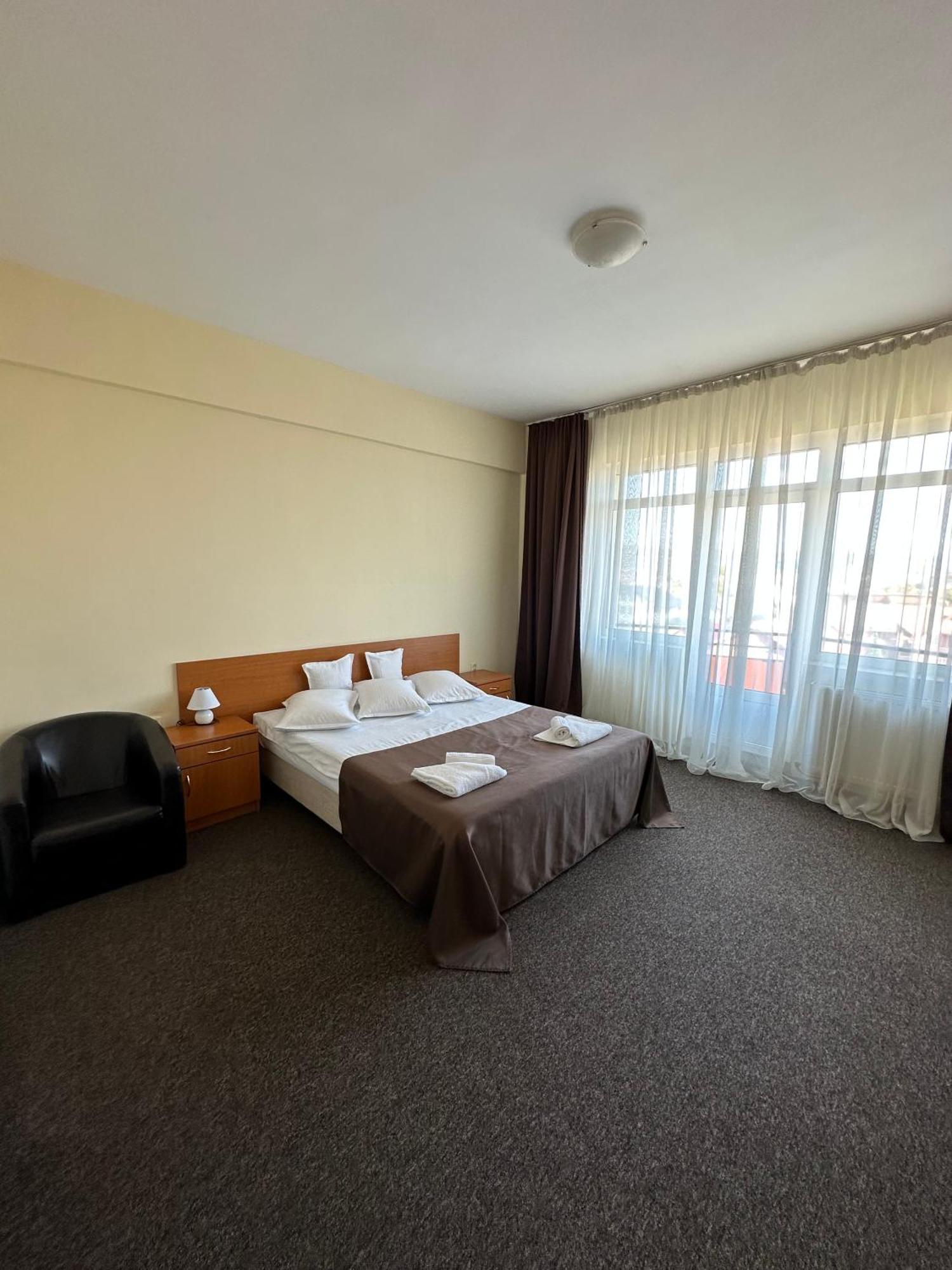 Hotel Diana Бистриця Екстер'єр фото