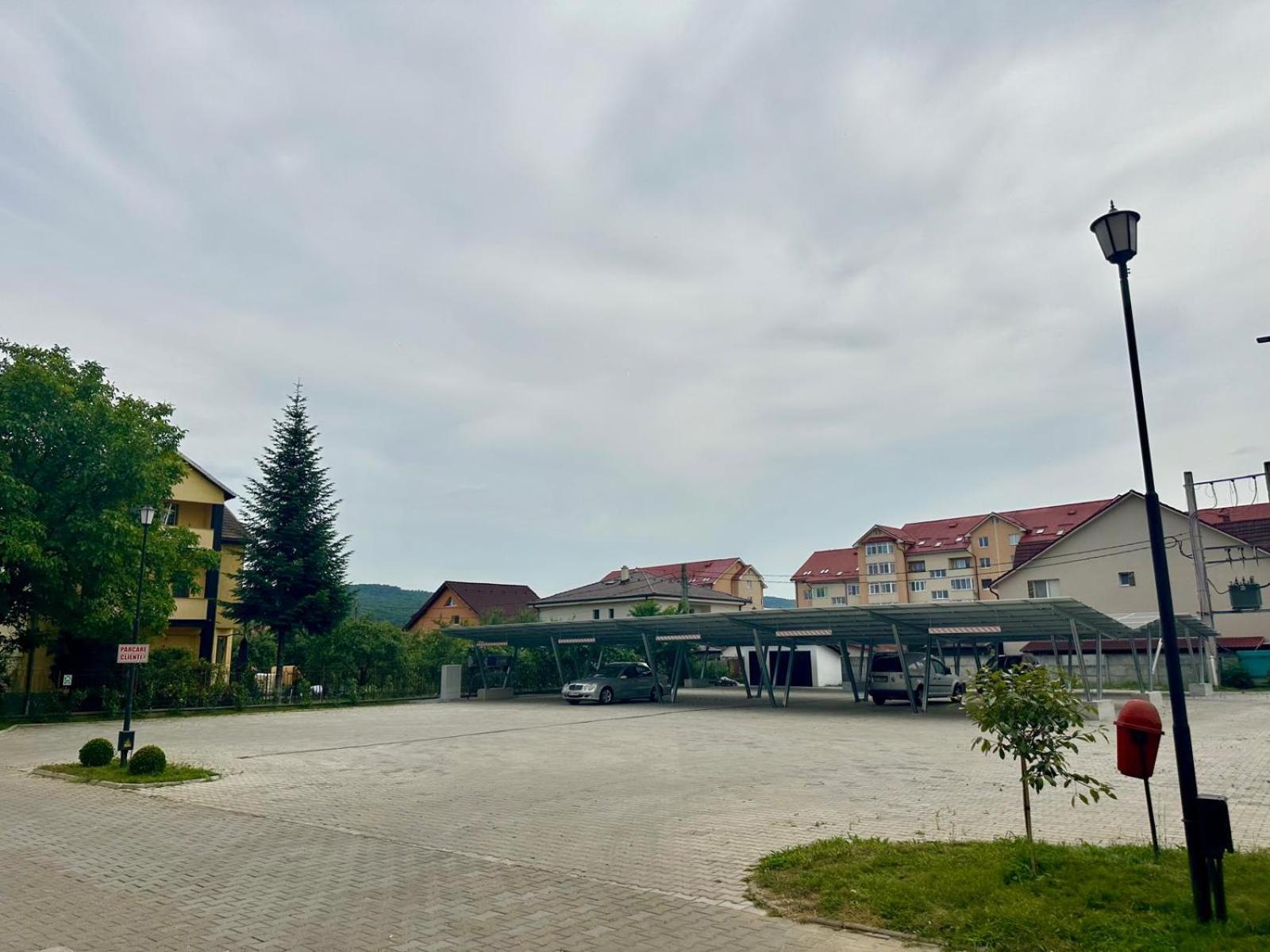 Hotel Diana Бистриця Екстер'єр фото