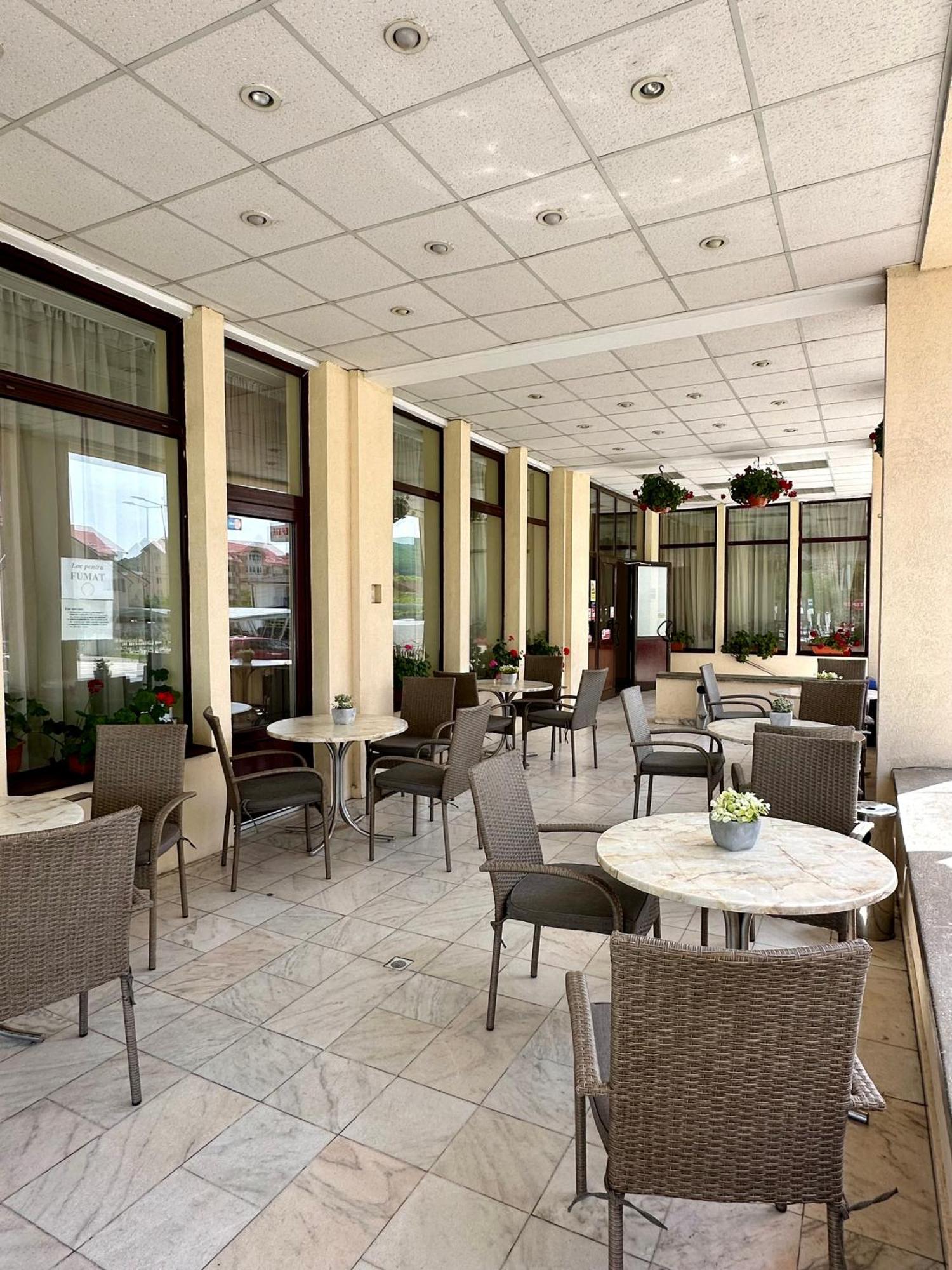 Hotel Diana Бистриця Екстер'єр фото
